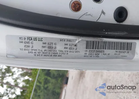 2017 Dodge Challenger T/A 392 z USA, uszkodzony, nr VIN 2C3CDZFJ5HH542678